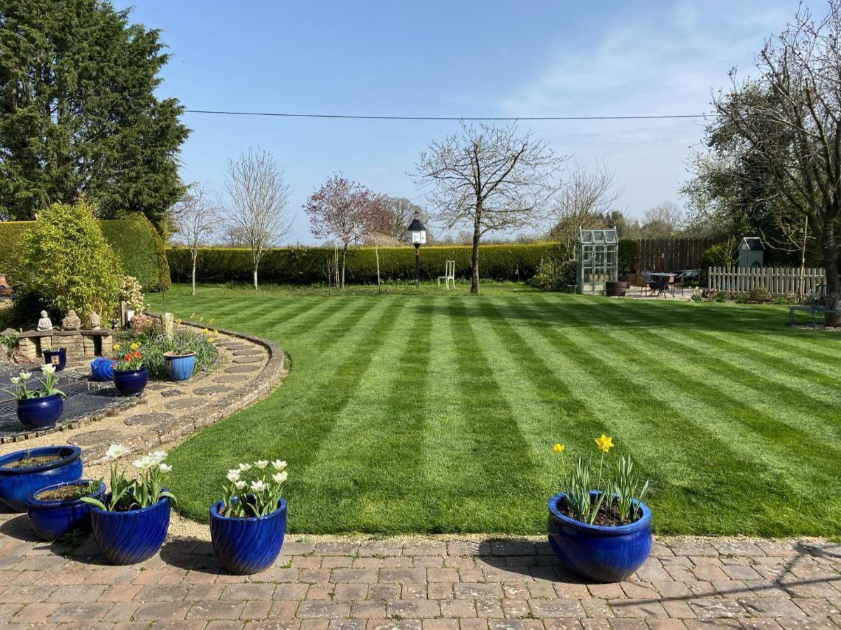 Orchard Side Bed And Breakfast Hanley Swan Εξωτερικό φωτογραφία